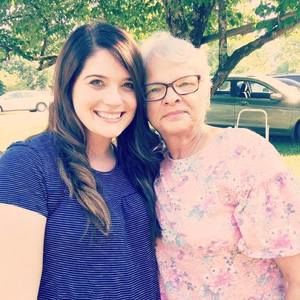 Meet your Posher, Cassie